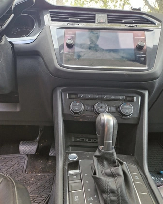 Volkswagen Tiguan Allspace cena 57500 przebieg: 60000, rok produkcji 2018 z Sosnowiec małe 172